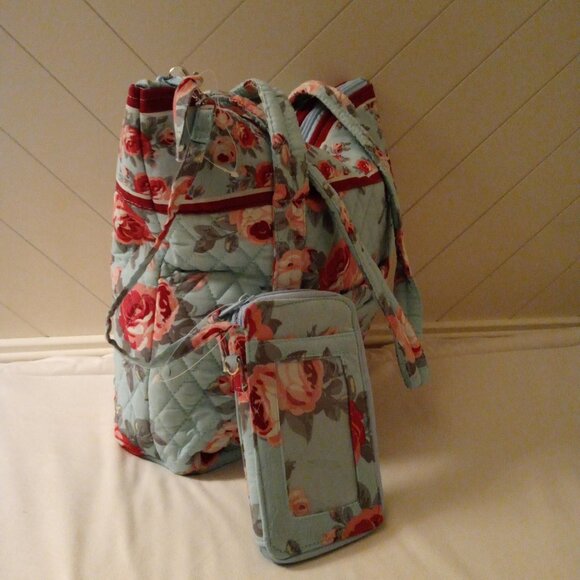 NWOT Floral Blue/Pink/Green Tote and Wristlet Set - Picture 4 of 8